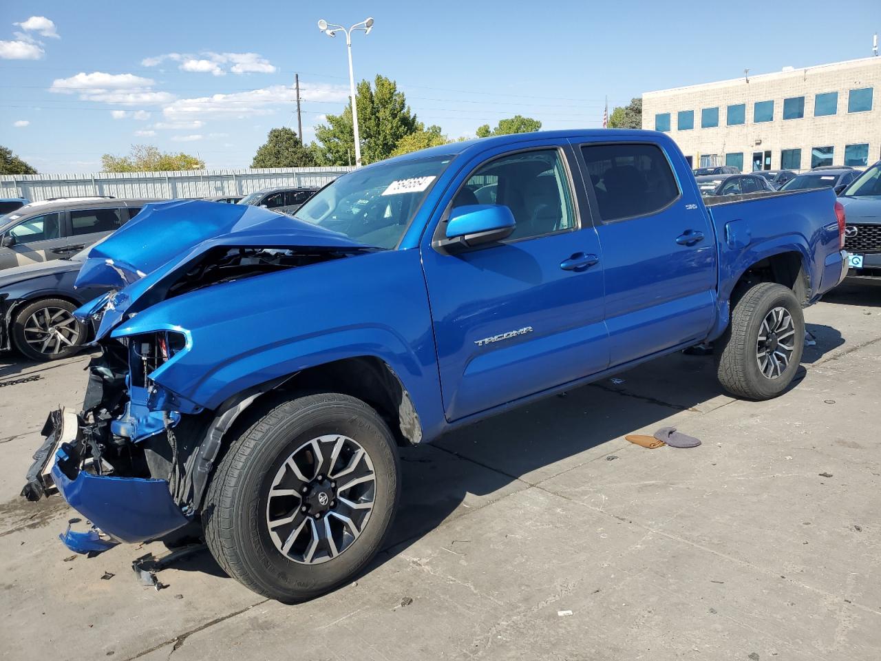 Lot #2996079375 2016 TOYOTA TACOMA DOU