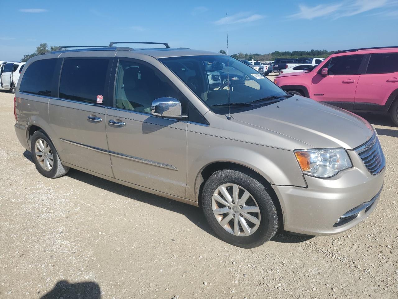 Lot #3049642203 2015 CHRYSLER TOWN & COU