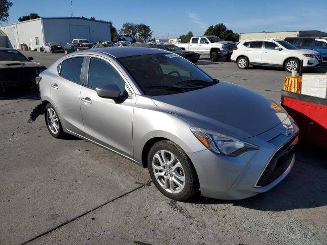 VIN 3MYDLBZVXGY124930 2016 Toyota Scion no.4