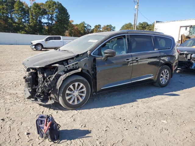 2019 CHRYSLER PACIFICA T - 2C4RC1BGXKR668430