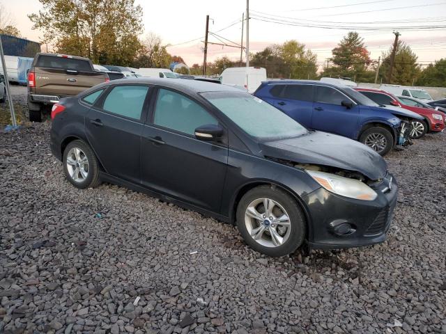 VIN 1FADP3F2XEL125879 2014 Ford Focus, SE no.4