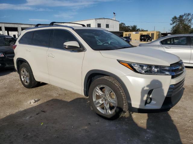 VIN 5TDYZRFH4JS268848 2018 Toyota Highlander, Limited no.4