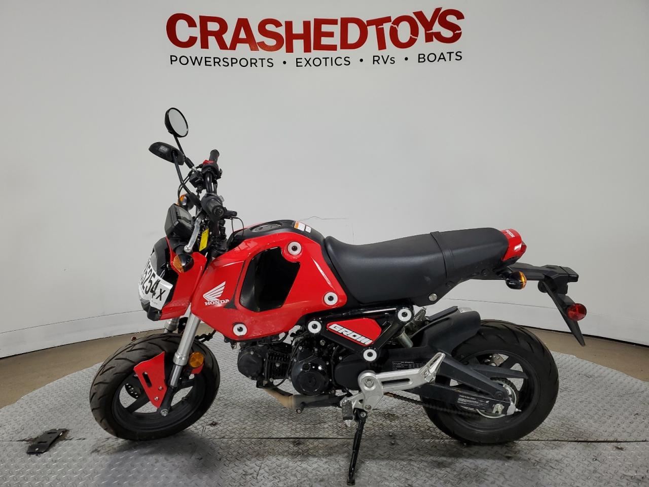 Lot #2960216110 2023 HONDA GROM 125