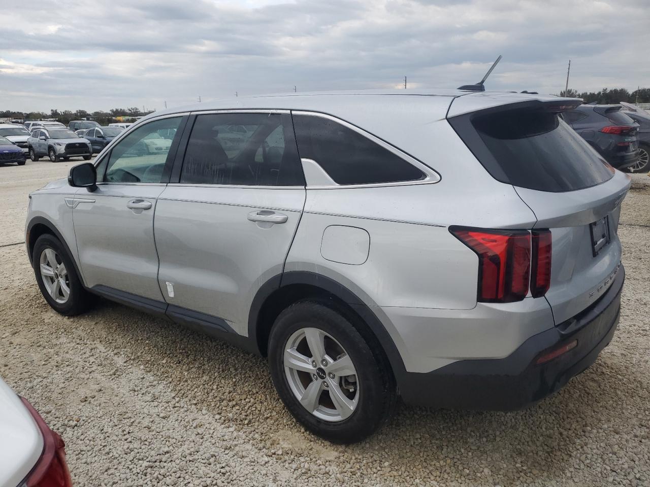 Lot #2991764393 2022 KIA SORENTO LX