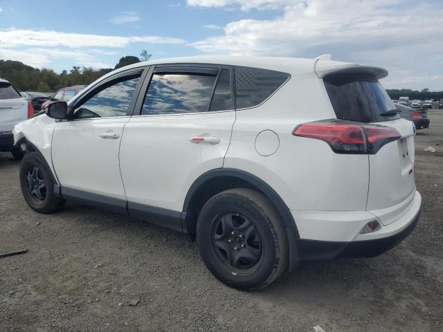 VIN 2T3BFREV4JW852879 2018 Toyota RAV4, LE no.2