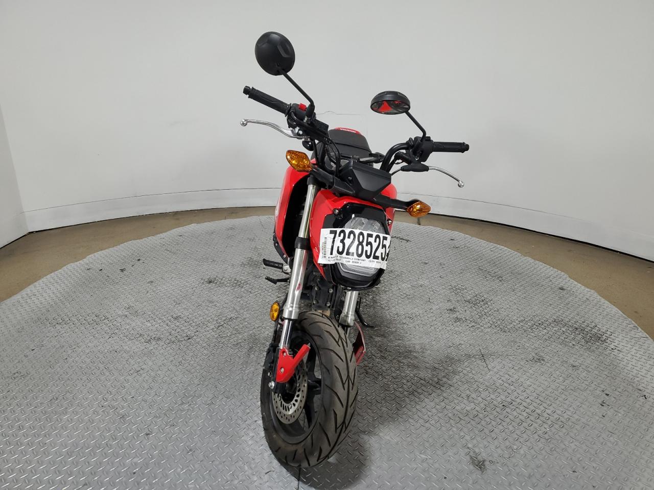 Lot #2960216110 2023 HONDA GROM 125