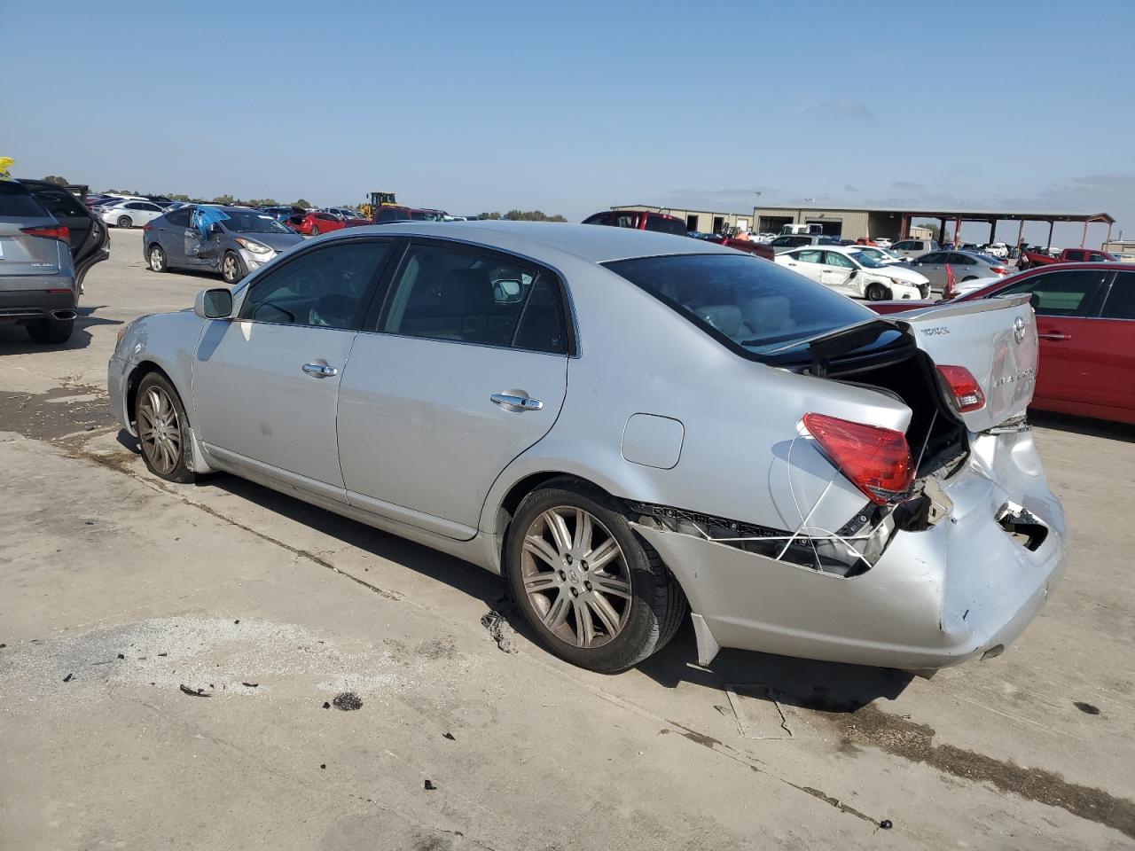 Lot #3045910650 2008 TOYOTA AVALON XL