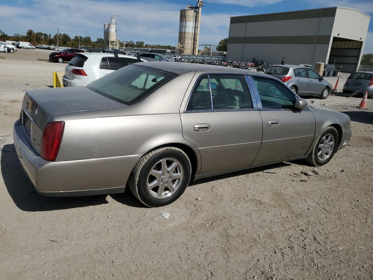 Lot #2926389993 2003 CADILLAC DEVILLE