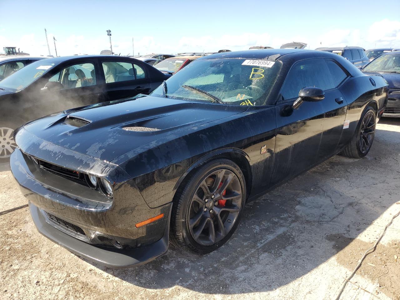 Lot #2959693905 2020 DODGE CHALLENGER