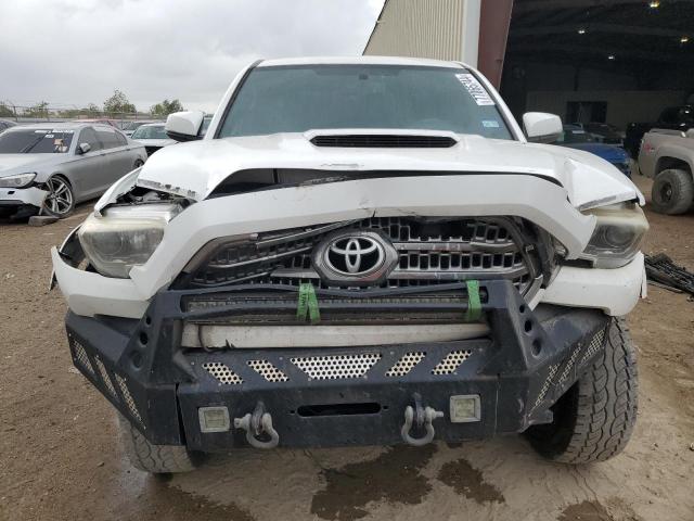 VIN 5TFAZ5CN4HX037019 2017 Toyota Tacoma, Double Cab no.5