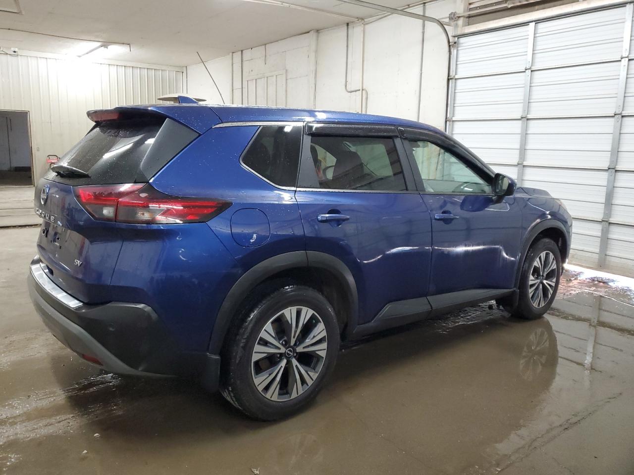 Lot #2955321591 2023 NISSAN ROGUE SV