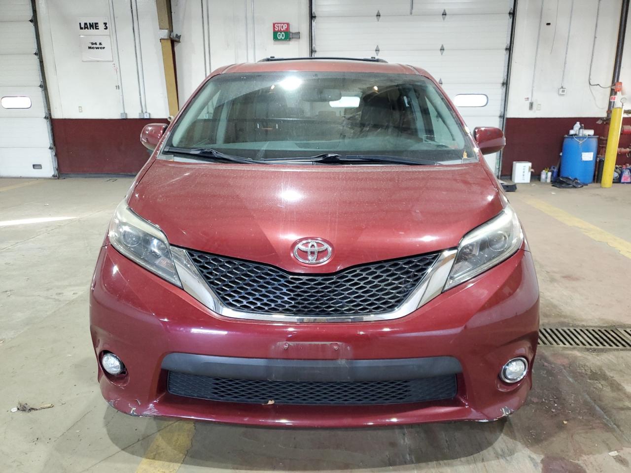 Lot #2988930590 2015 TOYOTA SIENNA SPO