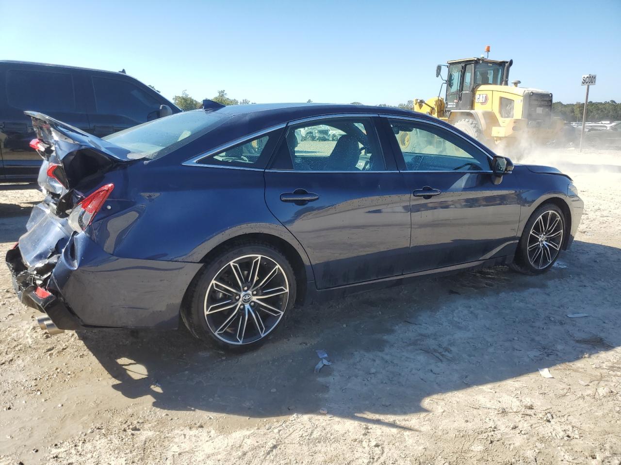 Lot #2962563901 2019 TOYOTA AVALON XLE