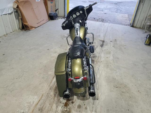2016 HARLEY-DAVIDSON FLHX STREE - 1HD1KBM19GB640248