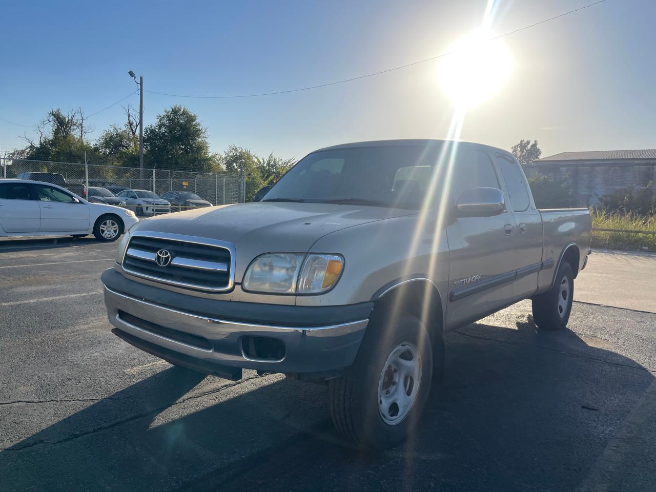 Lot #2935462088 2002 TOYOTA TUNDRA ACC