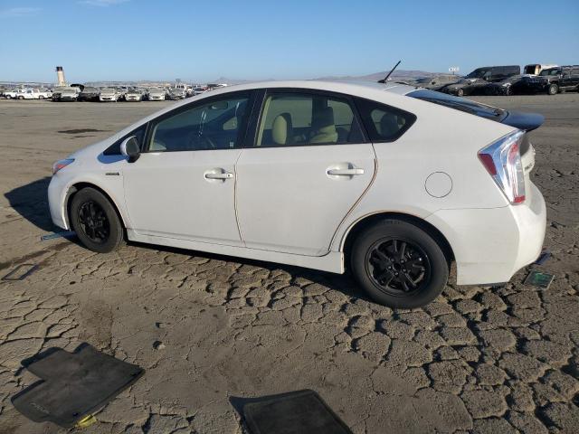 VIN JTDKN3DU4E0376524 2014 Toyota Prius no.2