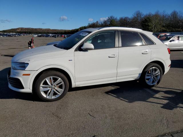 VIN WA1BCCFSXJR011976 2018 Audi Q3, Premium no.1