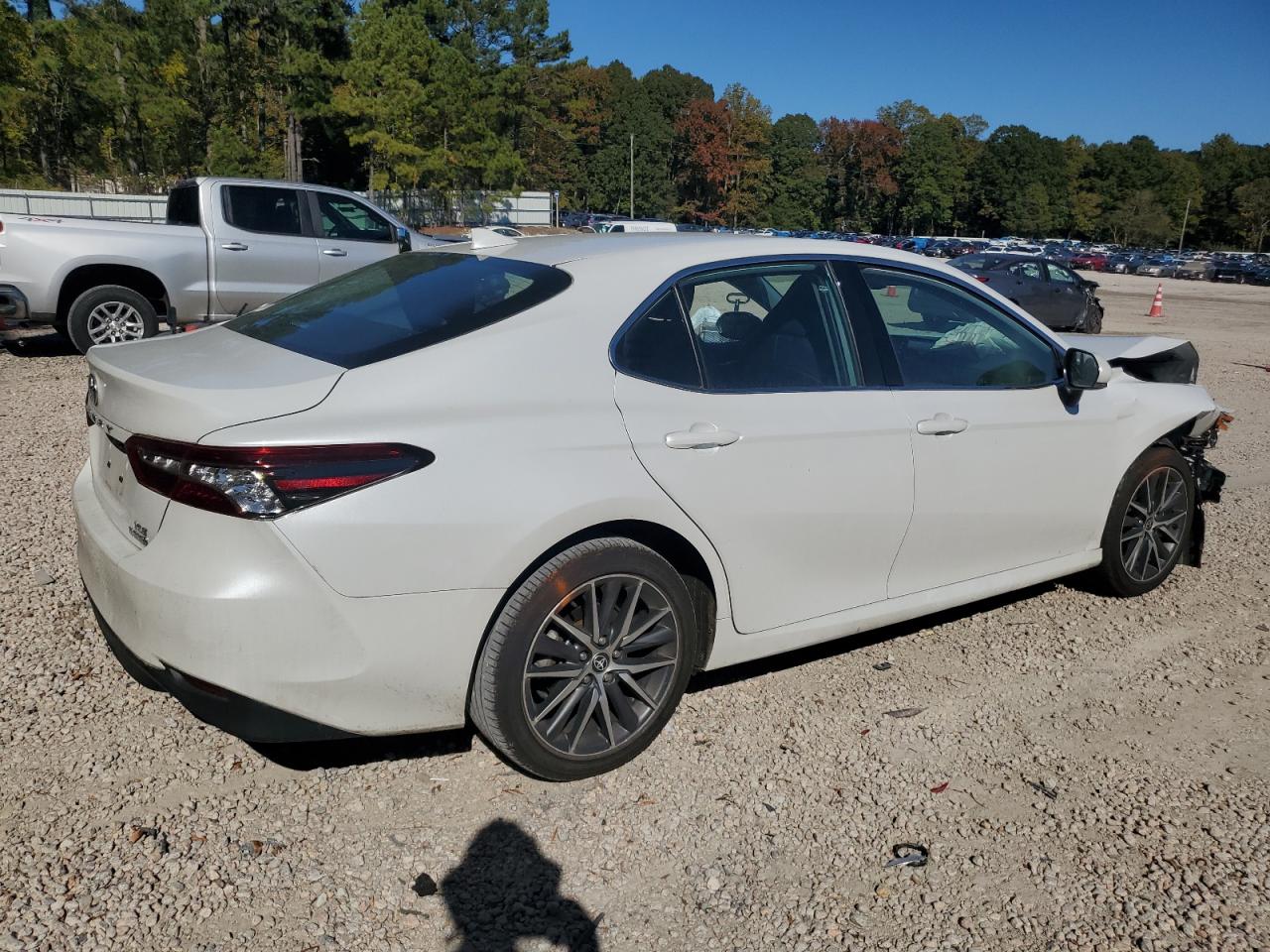 Lot #2988707440 2023 TOYOTA CAMRY XLE