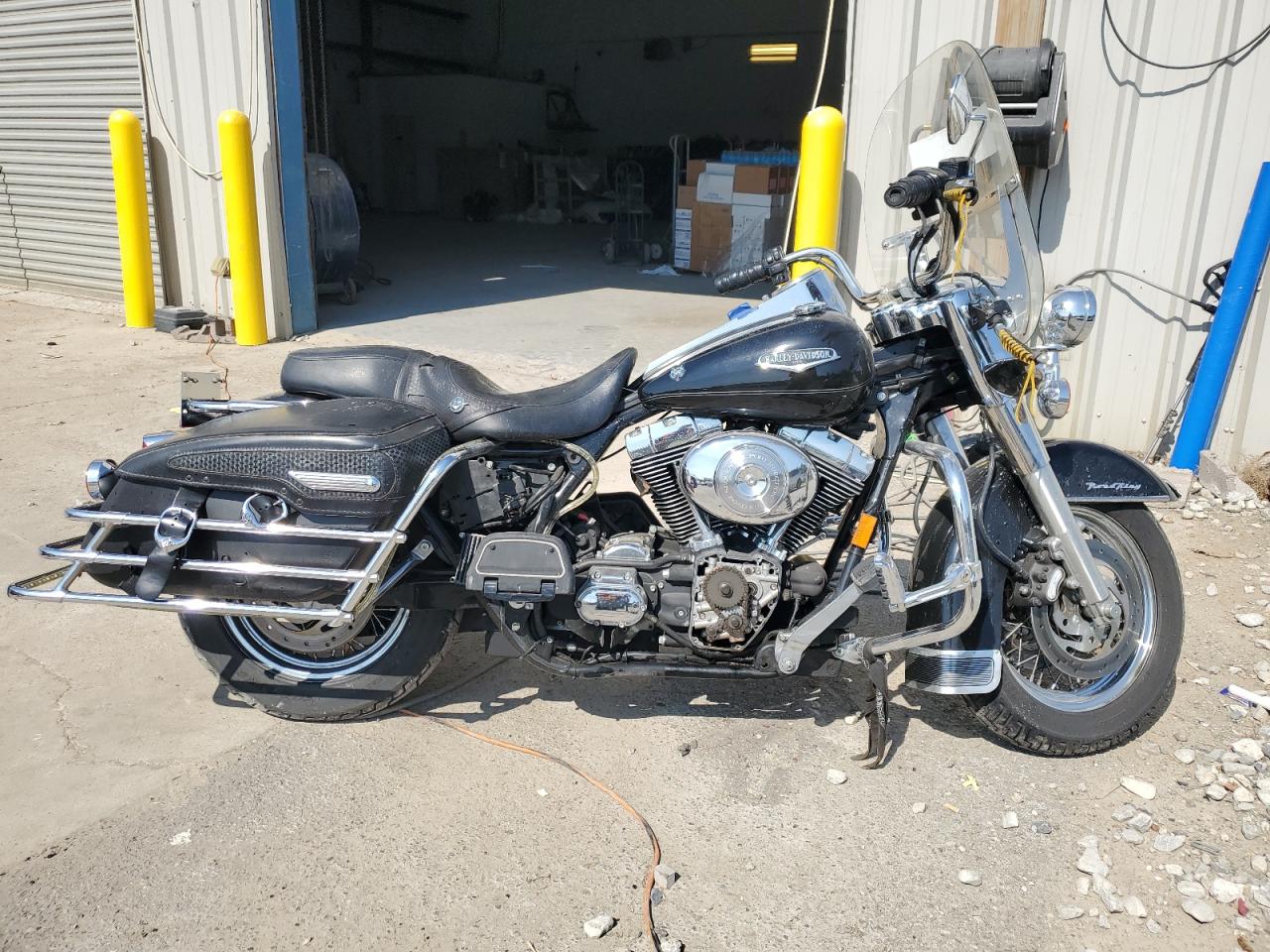  Salvage Harley-Davidson Fl