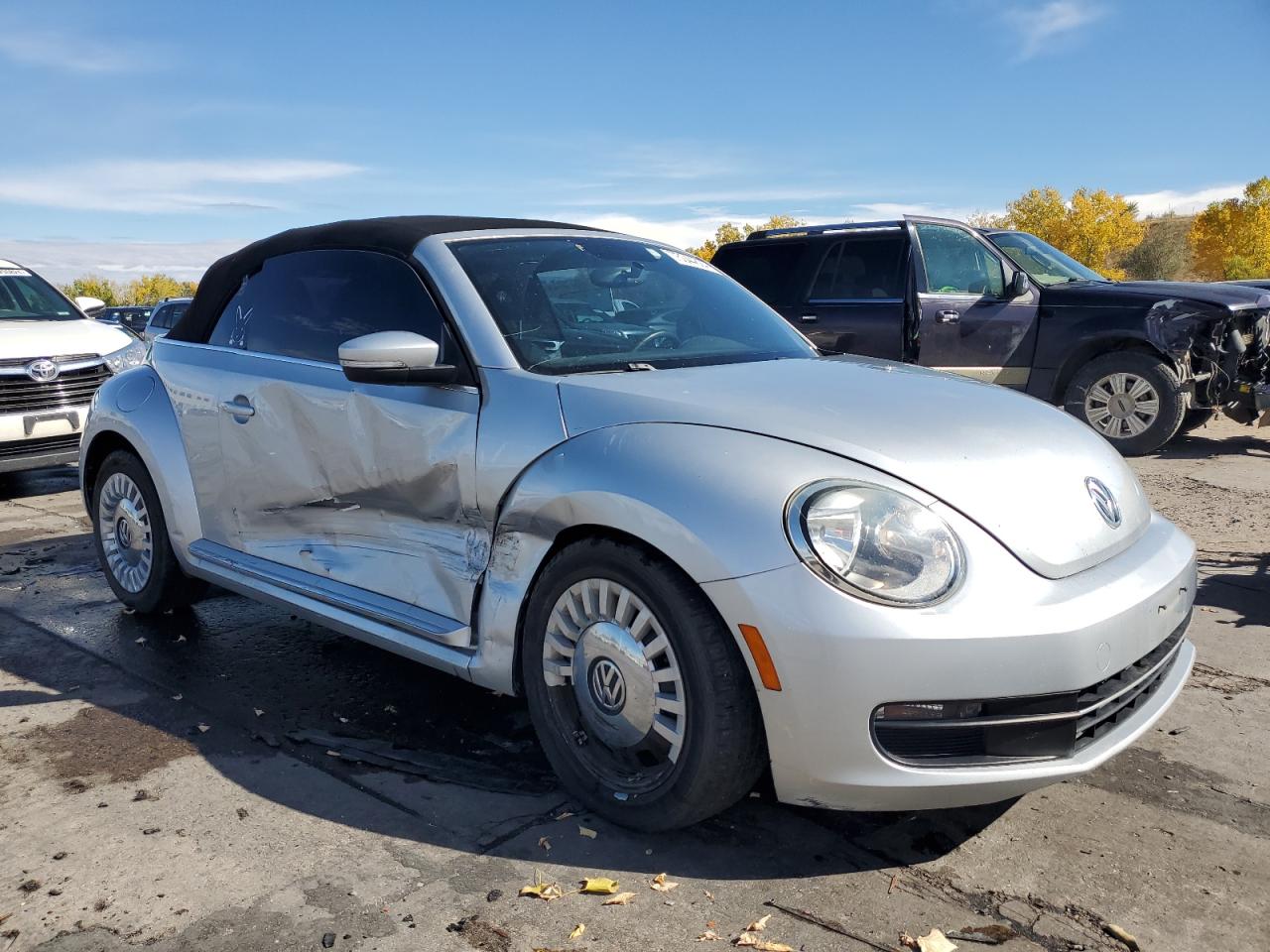 Lot #2940410089 2015 VOLKSWAGEN BEETLE 1.8