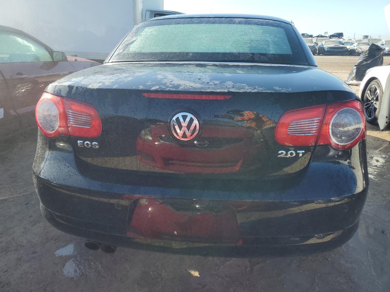 Lot #3027015866 2010 VOLKSWAGEN EOS LUX