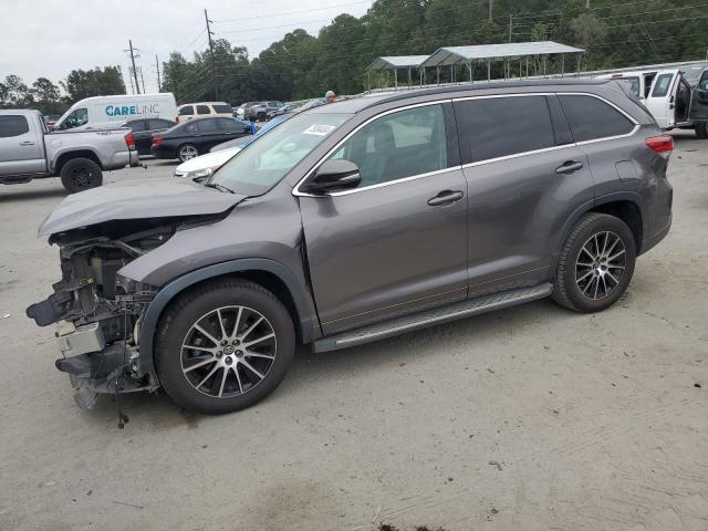 VIN 5TDKZRFH2HS515333 2017 Toyota Highlander, SE no.1