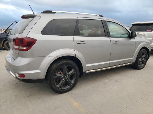 VIN 3C4PDCGG2KT737469 2019 Dodge Journey, Crossroad no.3