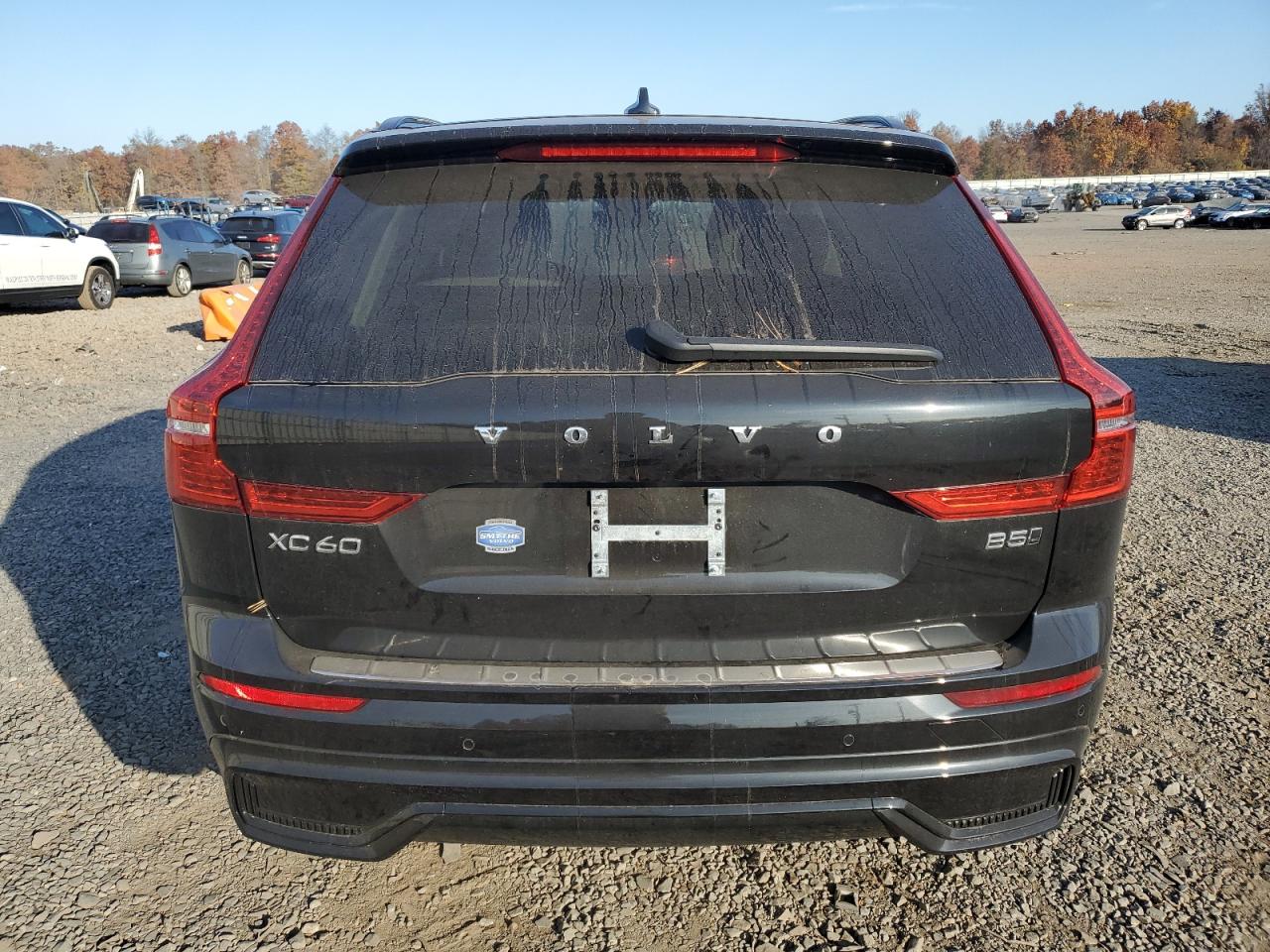 Lot #2996626532 2024 VOLVO XC60 CORE