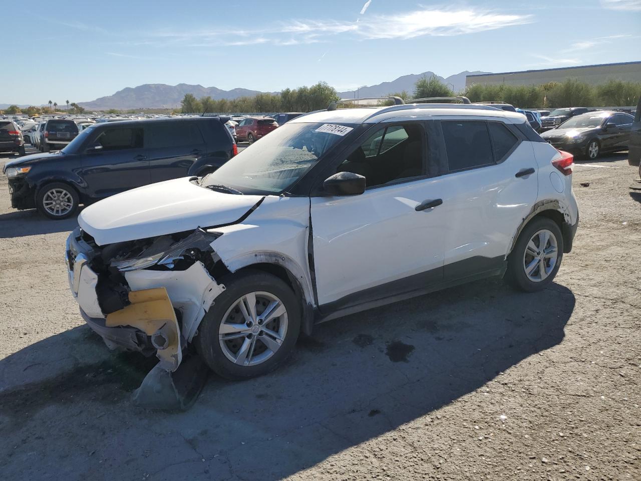 Lot #2972739629 2018 NISSAN KICKS S