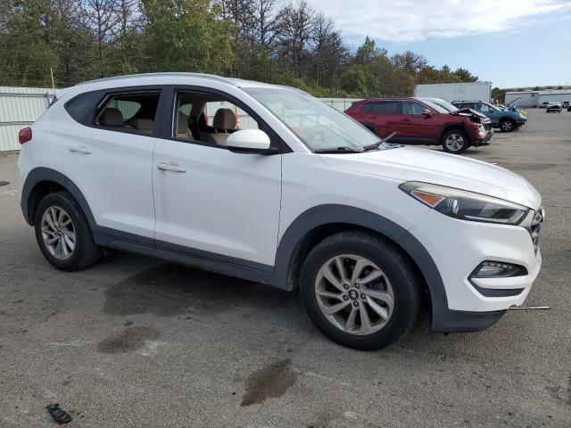 VIN KM8J3CA43GU054535 2016 Hyundai Tucson, Limited no.4