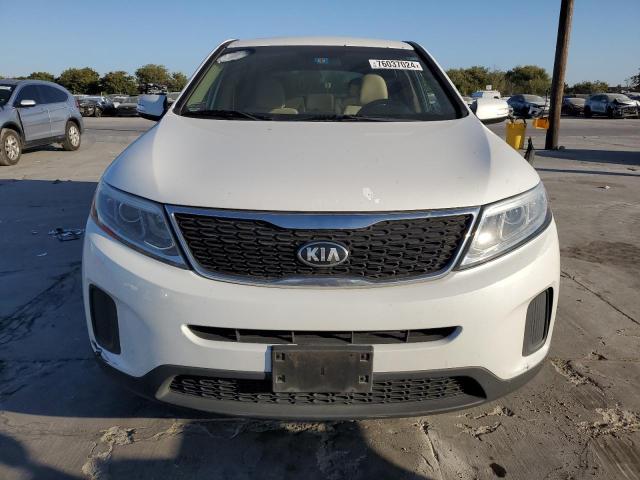 VIN 5XYKT3A69FG580985 2015 KIA Sorento, LX no.5