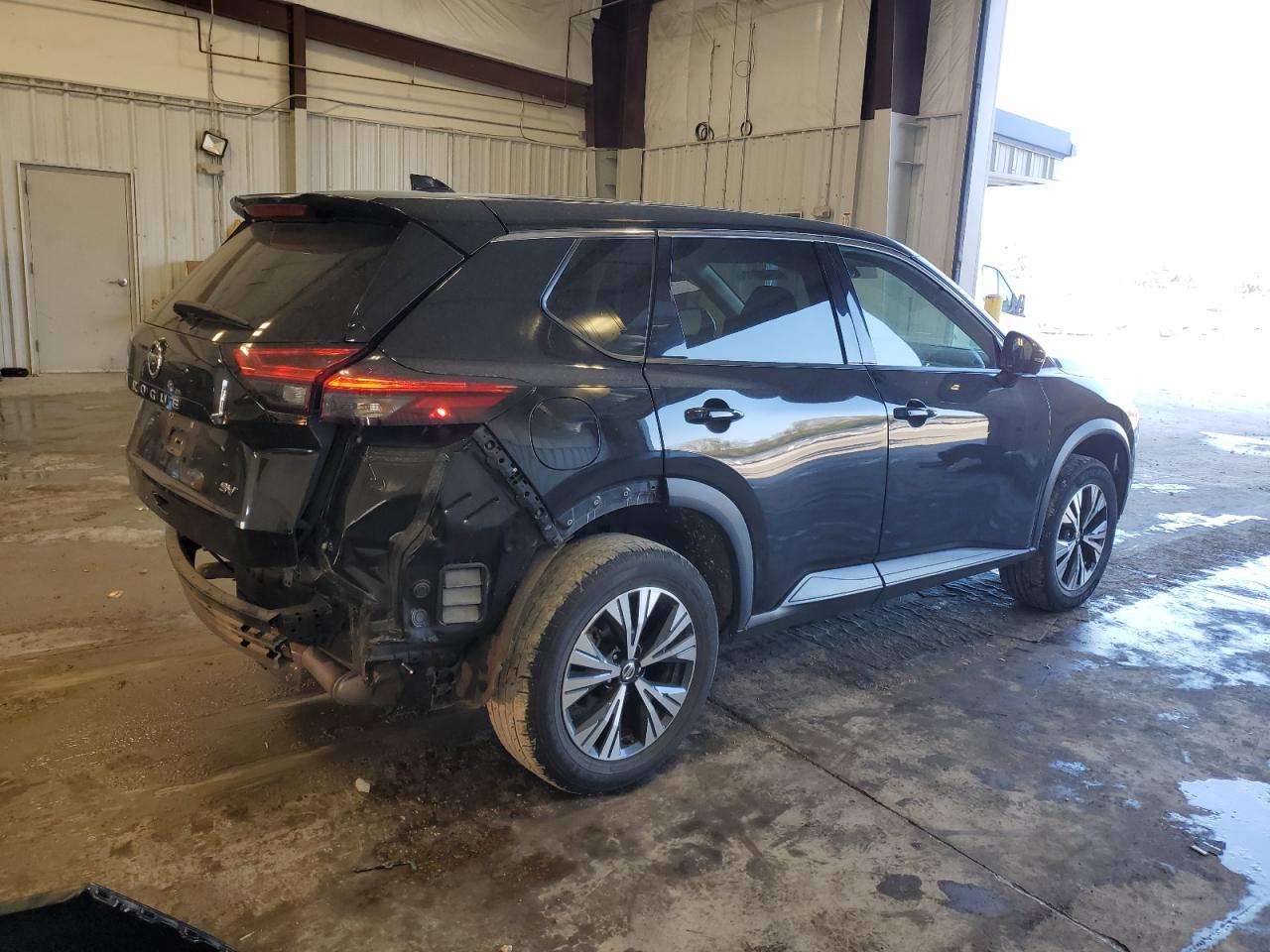 Lot #2979493772 2021 NISSAN ROGUE SV