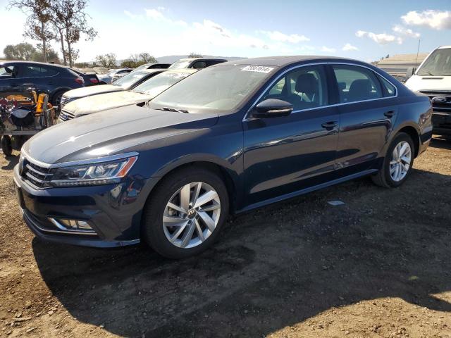 2018 Volkswagen Passat, SE