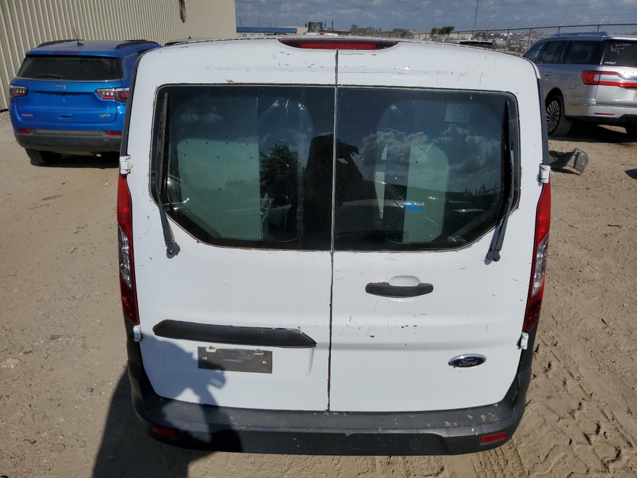 Lot #2986641088 2015 FORD TRANSIT CO