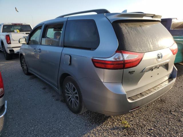 VIN 5TDYZ3DC6JS903797 2018 Toyota Sienna, Xle no.2