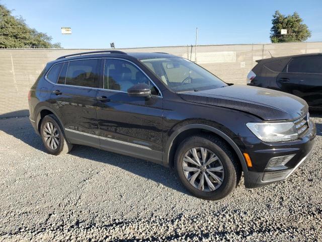 VIN 3VV3B7AX2JM103237 2018 Volkswagen Tiguan, SE no.4