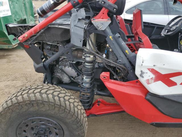 2024 CAN-AM MAVERICK X - 3JBVVAV40RE000015