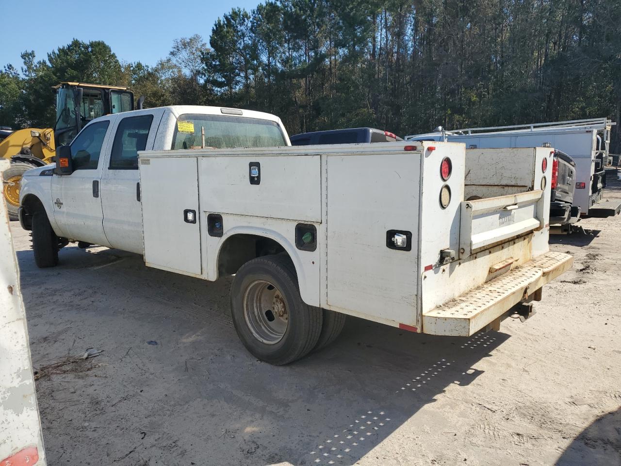 Lot #2940746496 2015 FORD F350 SUPER