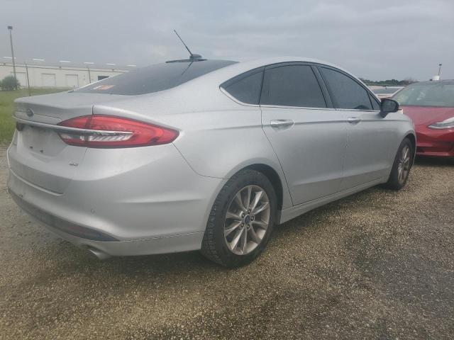 VIN 3FA6P0H72HR411151 2017 Ford Fusion, SE no.3