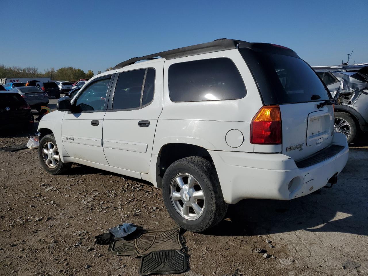 Lot #2955604757 2005 GMC ENVOY XL