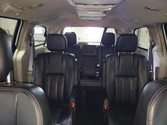2015 CHRYSLER TOWN & COU - 2C4RC1BG4FR696729