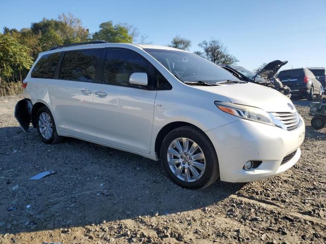 VIN 5TDDZ3DC9HS171240 2017 Toyota Sienna, Xle no.4