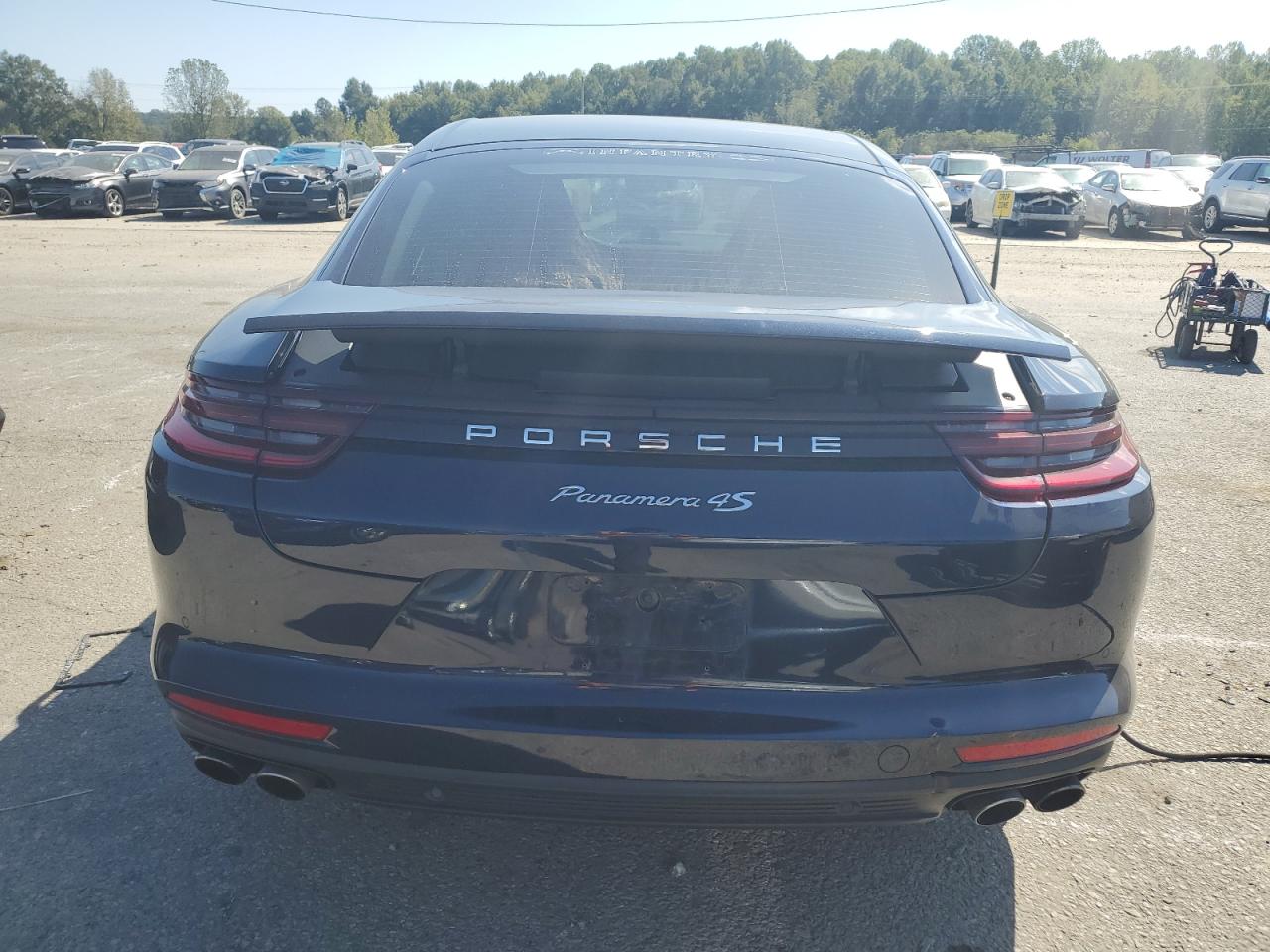 Lot #2994193371 2017 PORSCHE PANAMERA 4