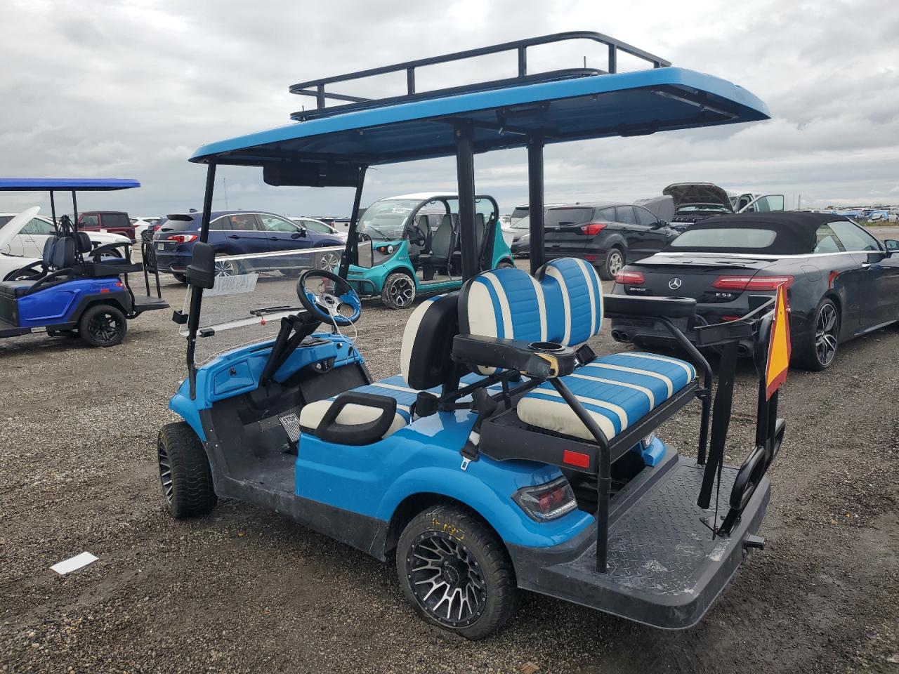 Lot #2989300294 2021 GOLF CART