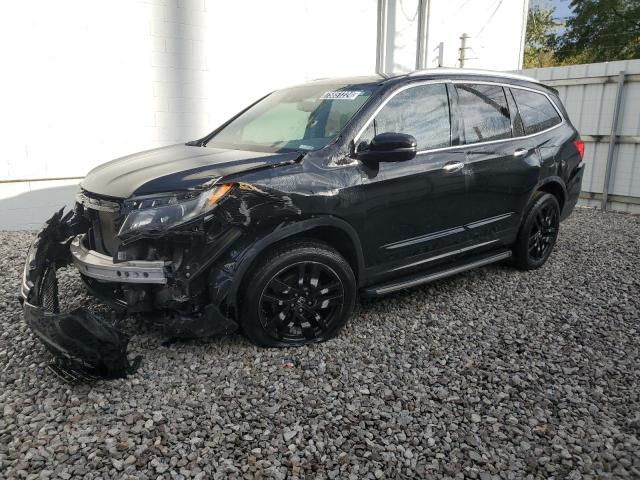 2017 HONDA PILOT TOUR #3036944757