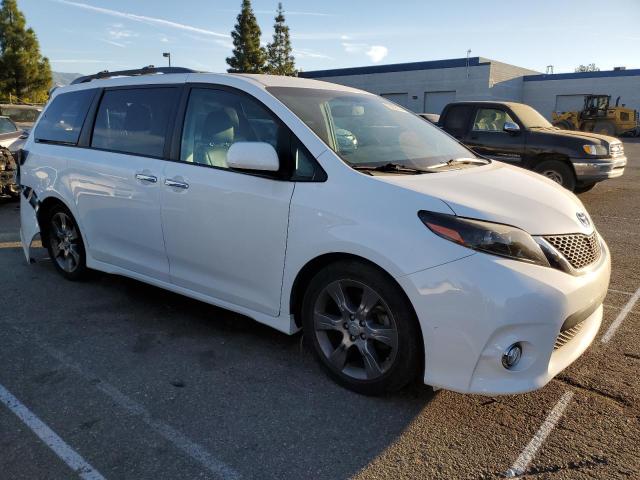 VIN 5TDXK3DC4FS683888 2015 Toyota Sienna, Sport no.4