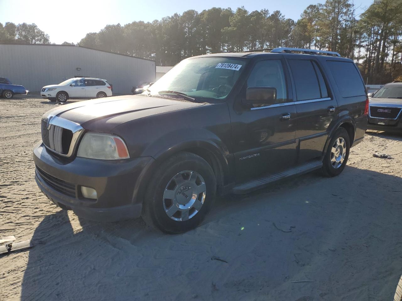 Lot #2940776364 2005 LINCOLN NAVIGATOR