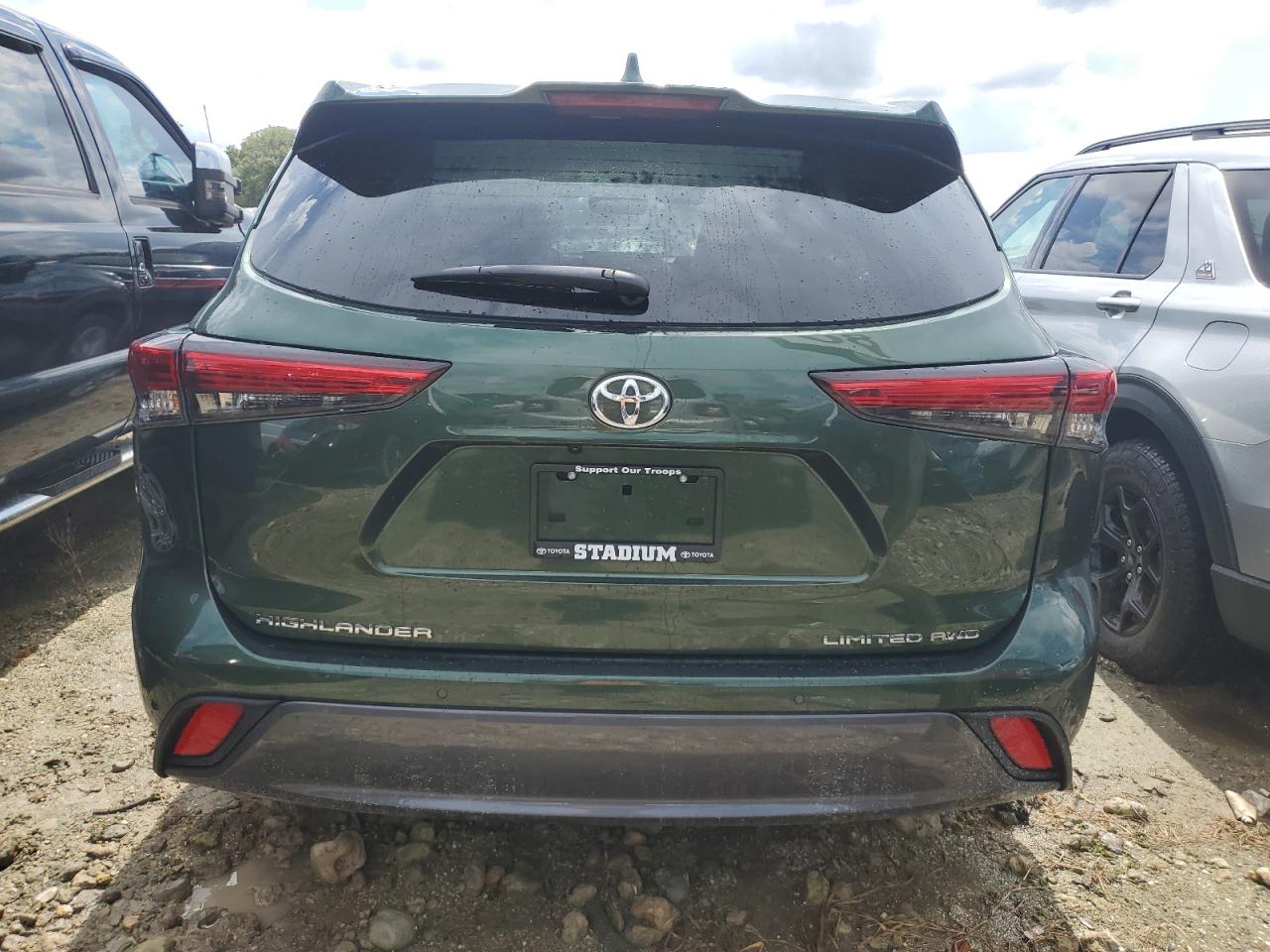 Lot #2955447610 2023 TOYOTA HIGHLANDER