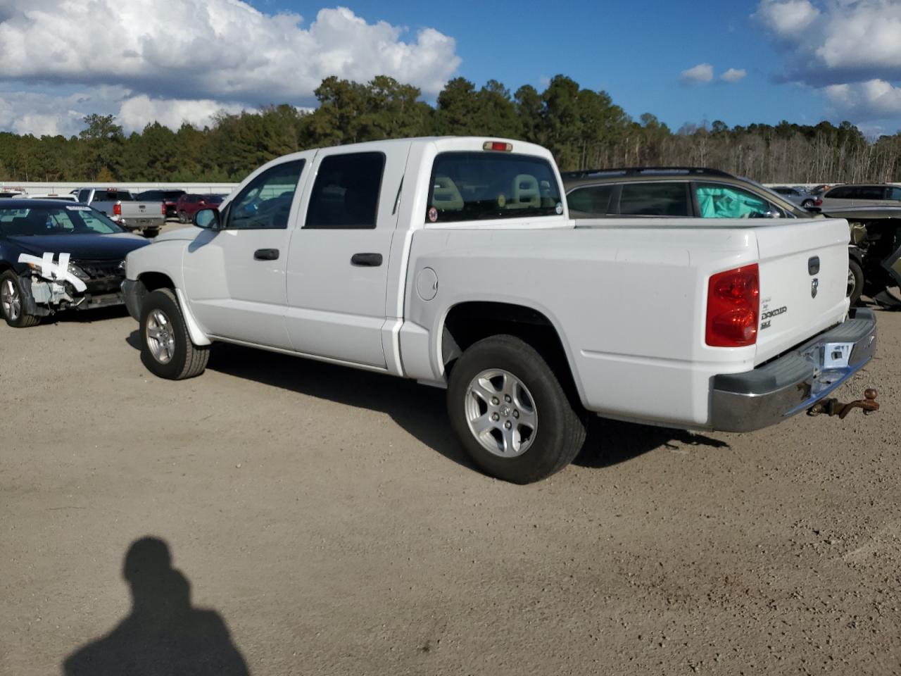 Lot #2945419474 2005 DODGE DAKOTA QUA