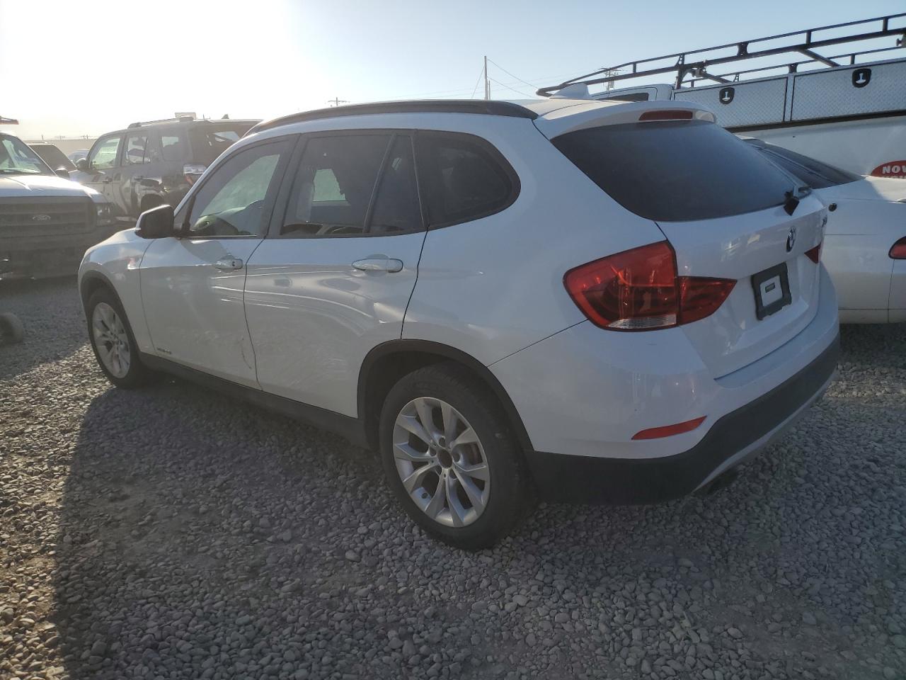 BMW X1 XDRIVE2 2014 white station gas WBAVL1C53EVY19280 photo #3